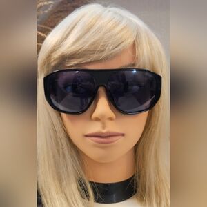 Guess Stylish Black Sunglasses With Blue Lenses